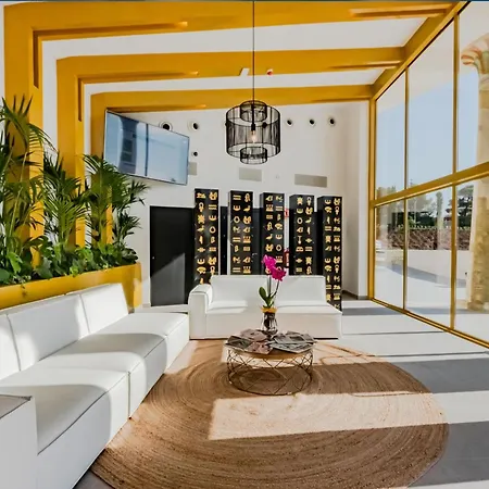 Отель Four Points By Sheraton Costa Blanca 4*