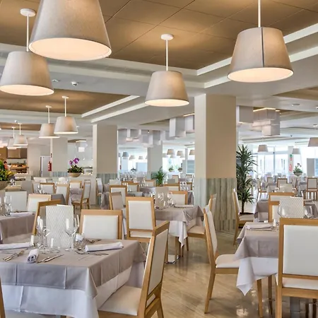 Отель Four Points By Sheraton Costa Blanca Бенидорм